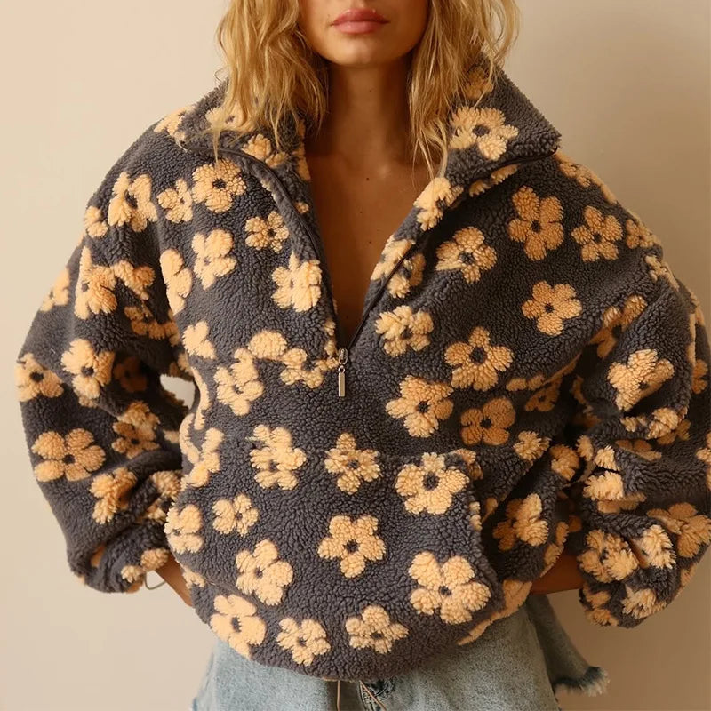 Daisy™ | Timeless Bloom Fleece Pullover